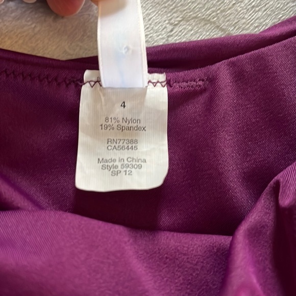 J. Crew Twisted One-Shoulder Ruched One-Piece Swimsuit‎ Purple Size 4 - Picture 9 of 13
